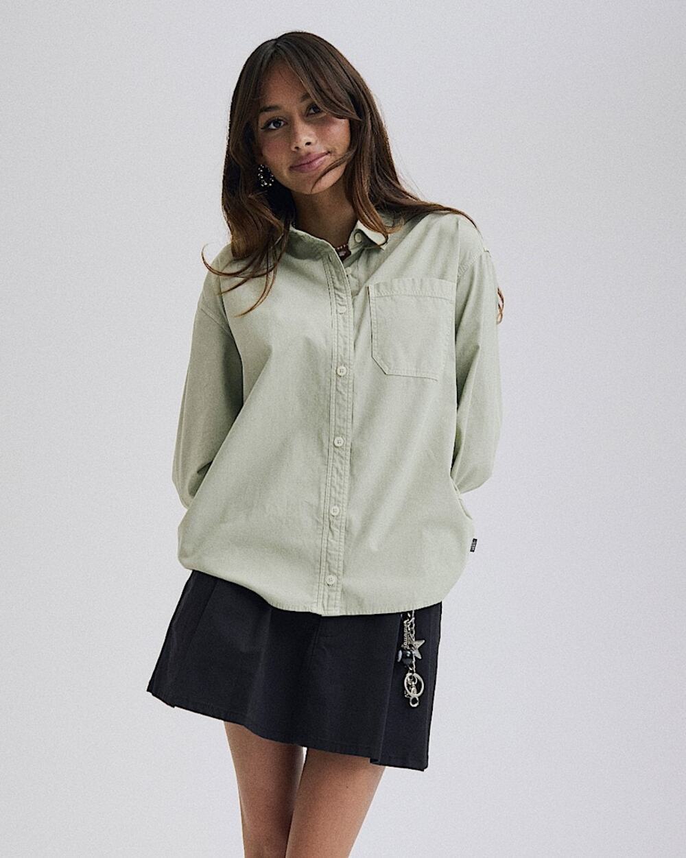 NWT Vans Women's Canvas Utility Shirt in Soft Sage Green size Small